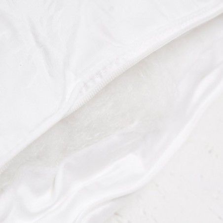 Bērnu spilvens ar zīda pildījumu cena