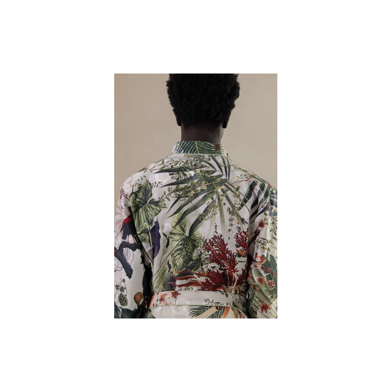 Halāts M. O. E. Animals Ivory