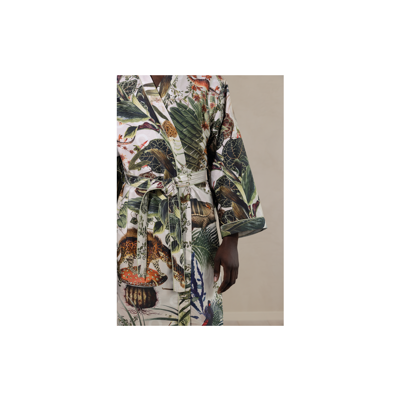 Halāts M. O. E. Animals Ivory