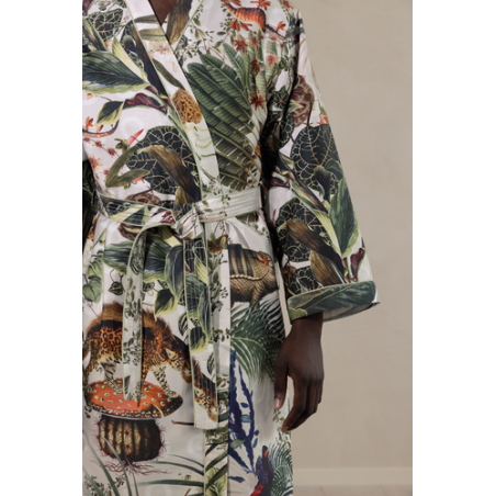 Halāts M. O. E. Animals Ivory