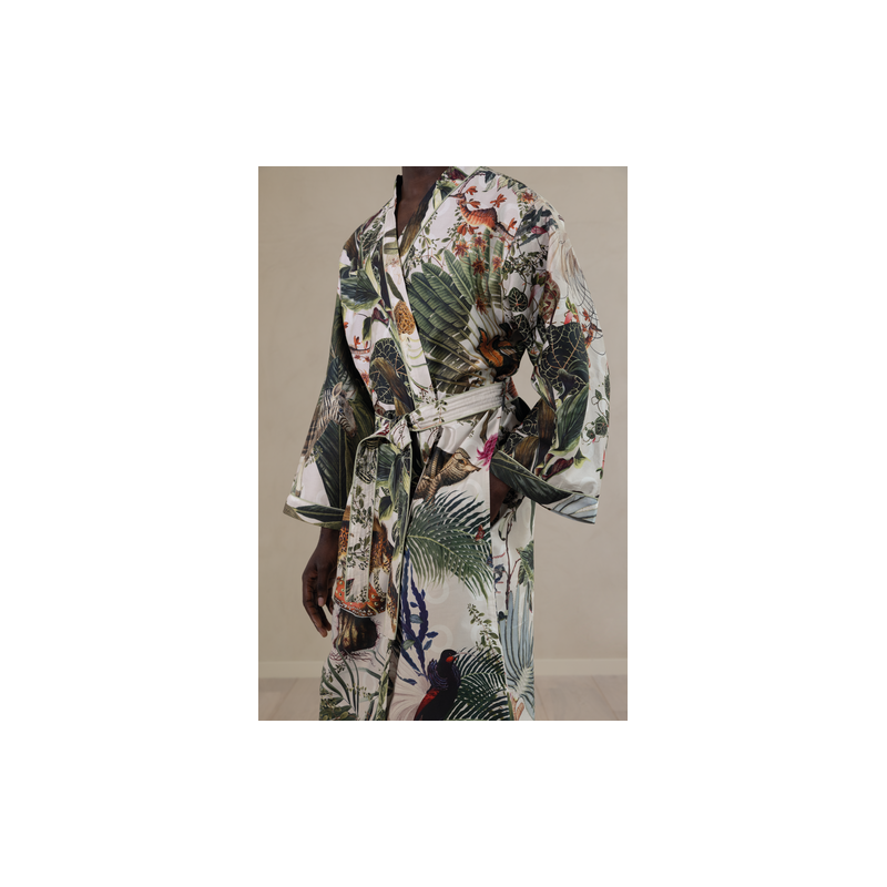 Halāts M. O. E. Animals Ivory