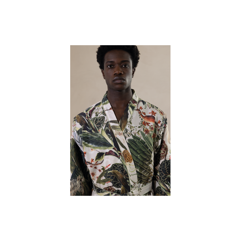 Halāts M. O. E. Animals Ivory