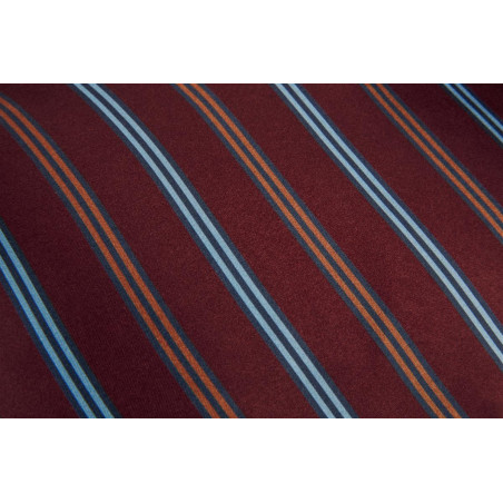 Dekoratīvā spilvena Meja Red internetā