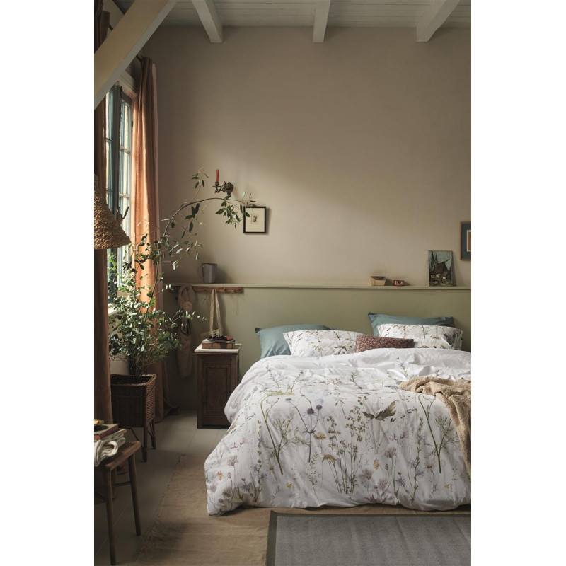 Gultas veļas komplekts Flowers Flowers White