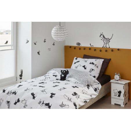 Spilvendrāna Pim en Pom Black internetā