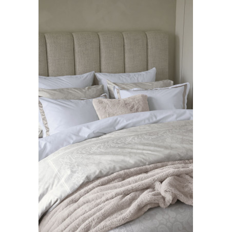 Gultas pārklājs Rivièra Maison Furfinity Bedspread Sand internetā